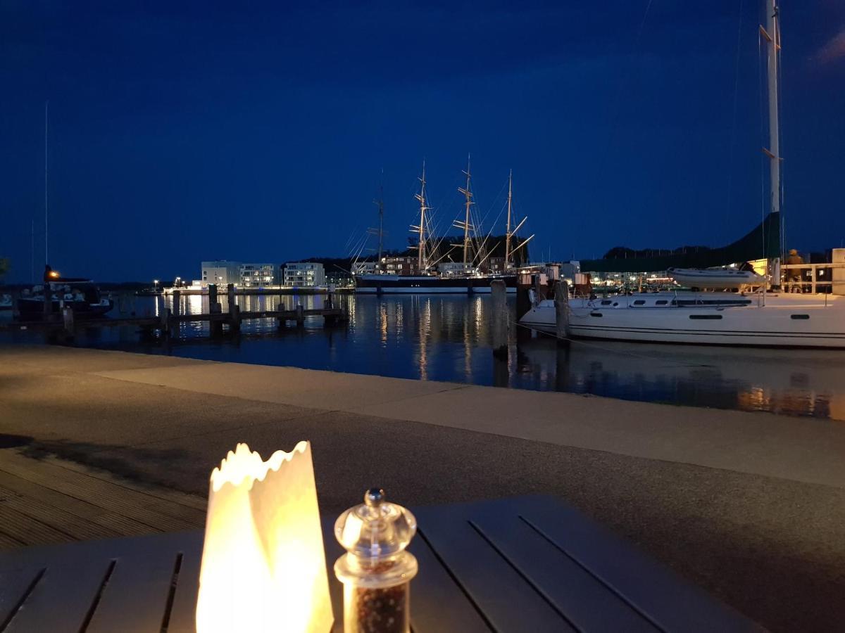 Ferienwohnung "Klarschiff" Travemuende Fusslaeufig Zum Strand Lübeck Kültér fotó